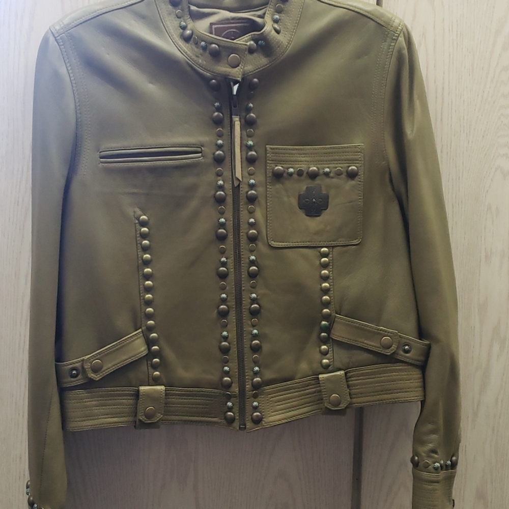 Double D Ranch Crosses Jacket - Picture 2 of 3